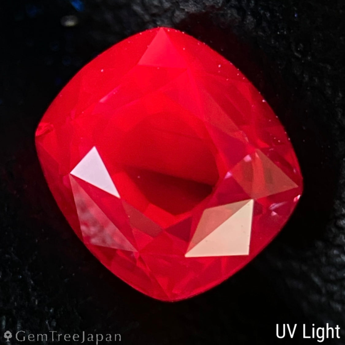Pinkish Purple Sapphire 2.038ct / Madagascar