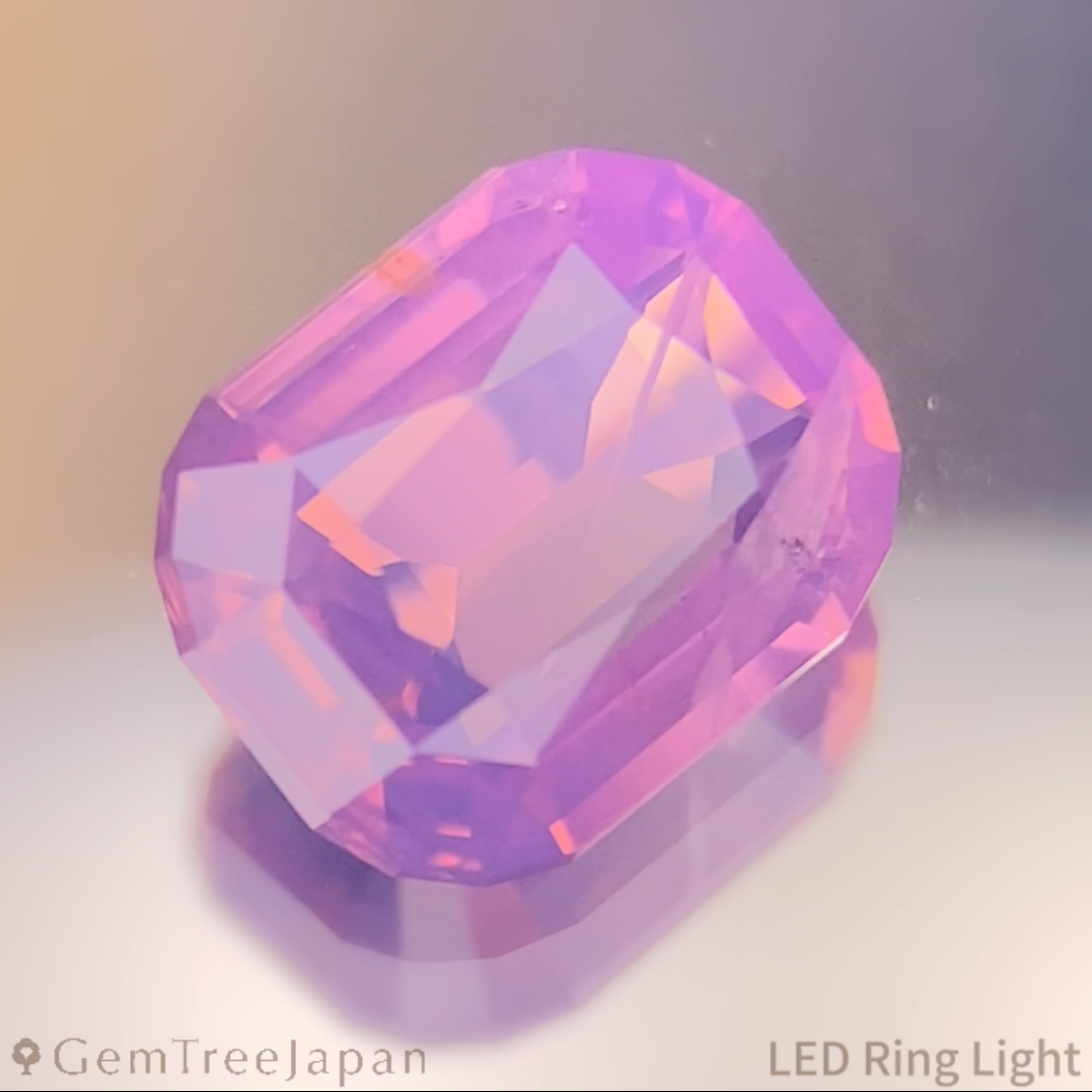 Un-Heat Padparadscha Sapphire 1.118ct / Sri Lanka
