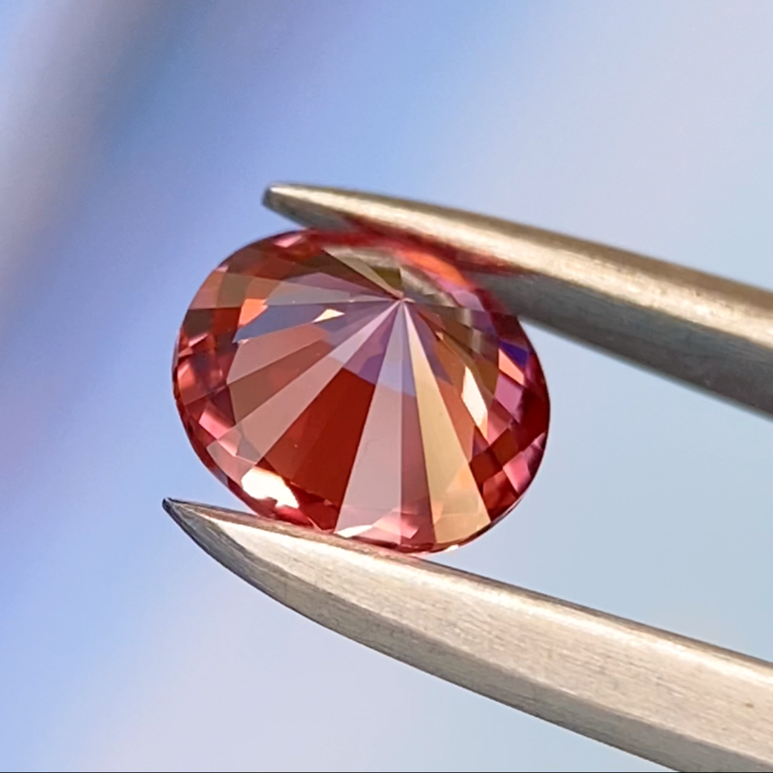 Orangy Pink Spinel 0.550ct / Vietnam