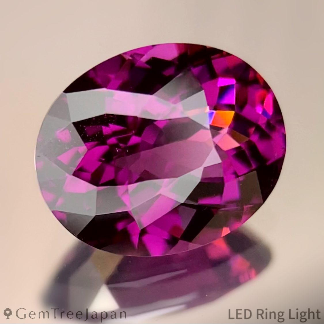 "Super Gira" Rhodolite Garnet 2.171ct / Tanzania