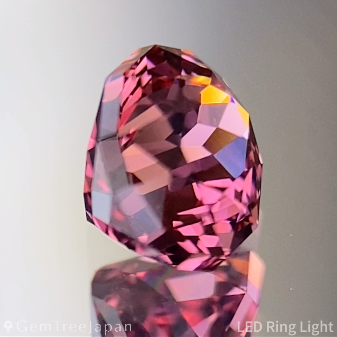 Malaya Garnet 1.308ct / Tanzania