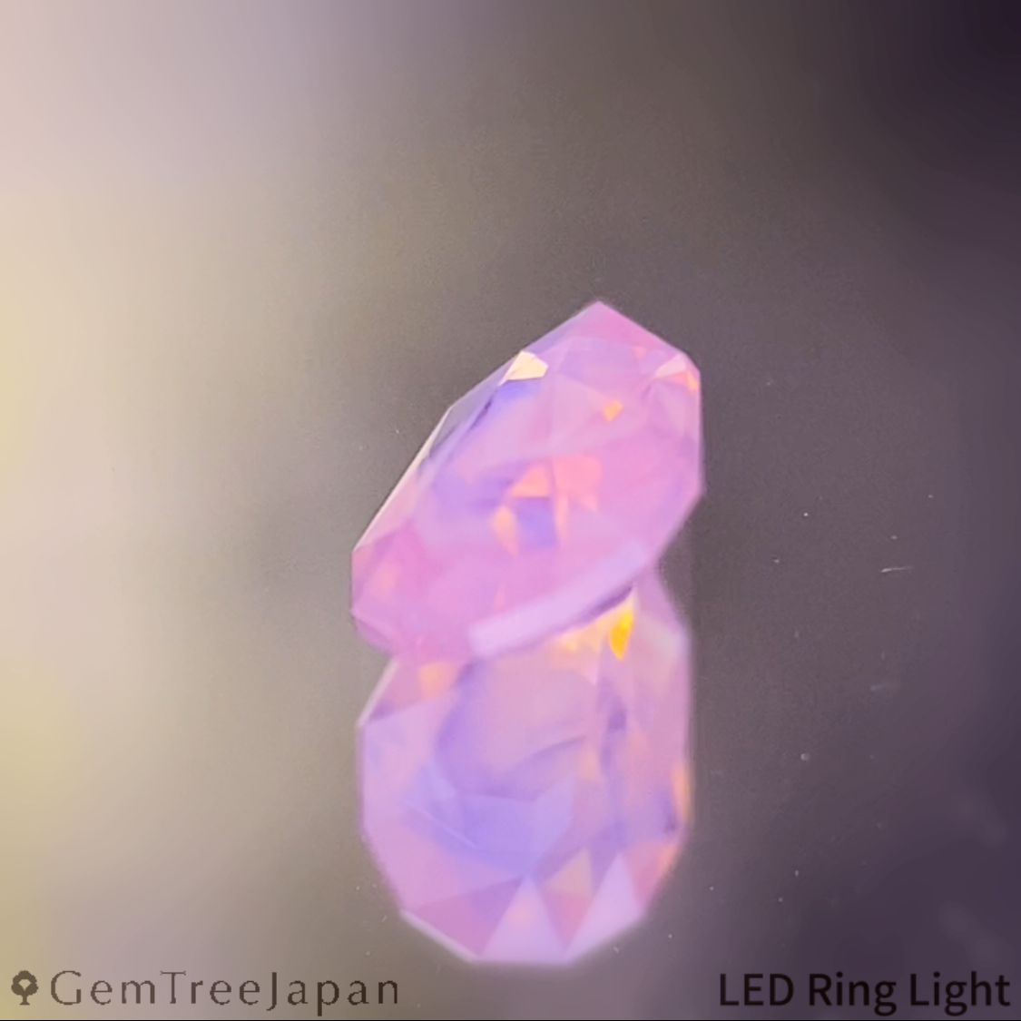Un-Heat Padparadscha Sapphire 0.319ct / Vietnam
