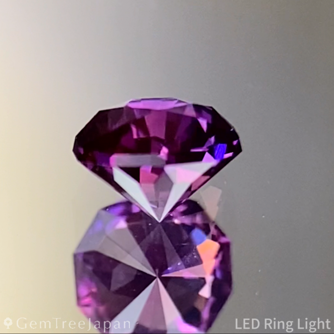 Purplish Pink Sapphire 0.360ct / Sri Lanka