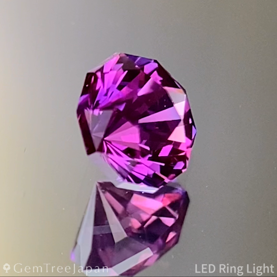 Purplish Pink Sapphire 0.360ct / Sri Lanka