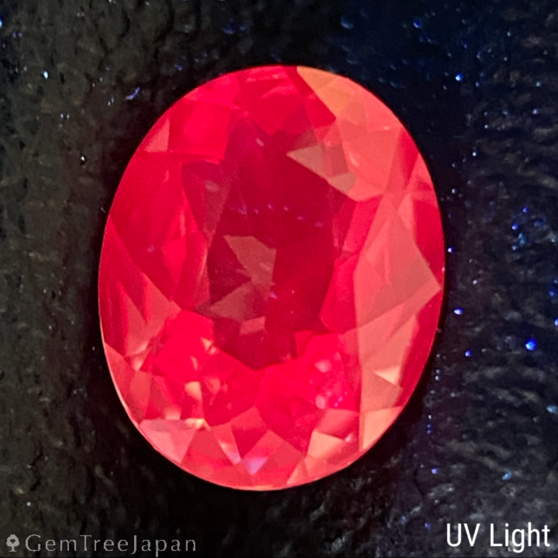 Un-Heat Padparadscha Sapphire 0.540ct / Madagascar