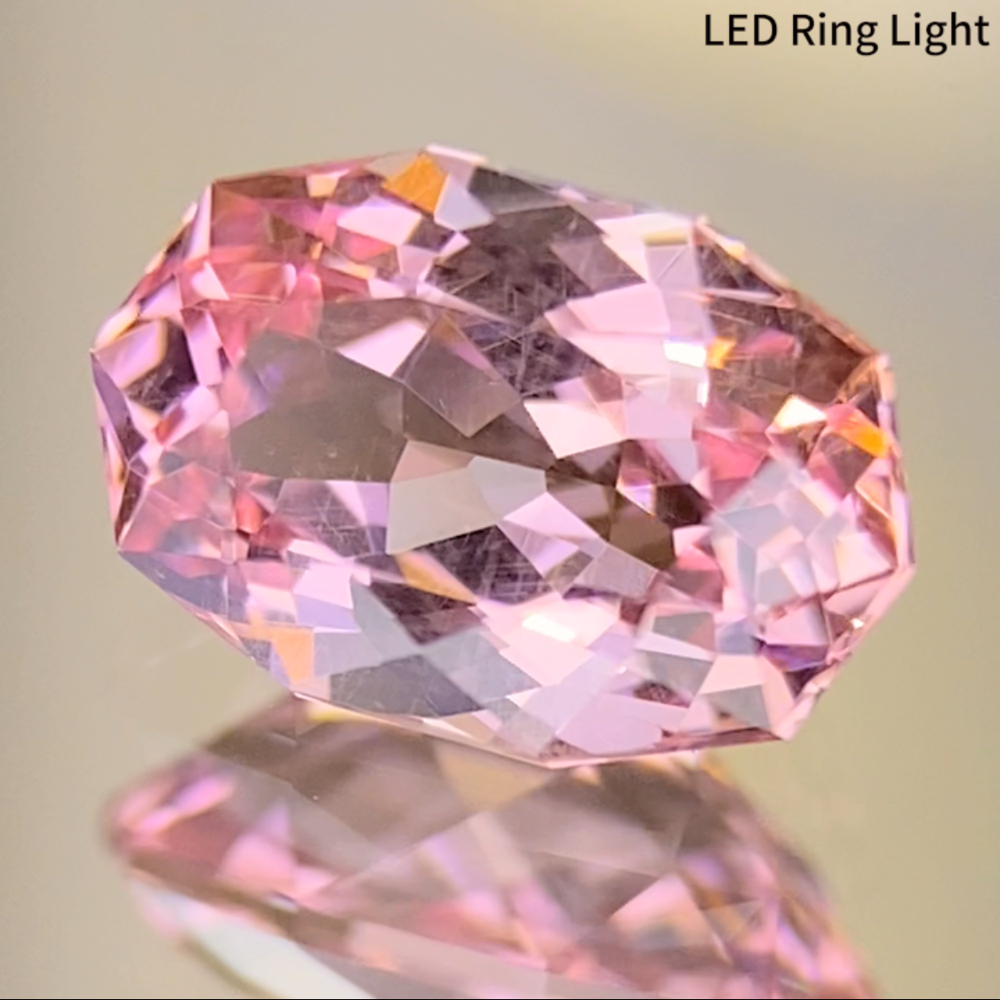 Malaya Garnet 0.922ct / Tanznia
