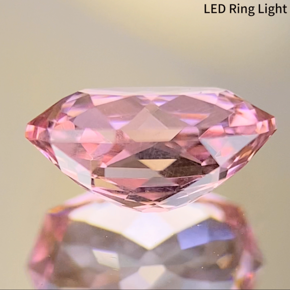 Malaya Garnet 0.922ct / Tanznia