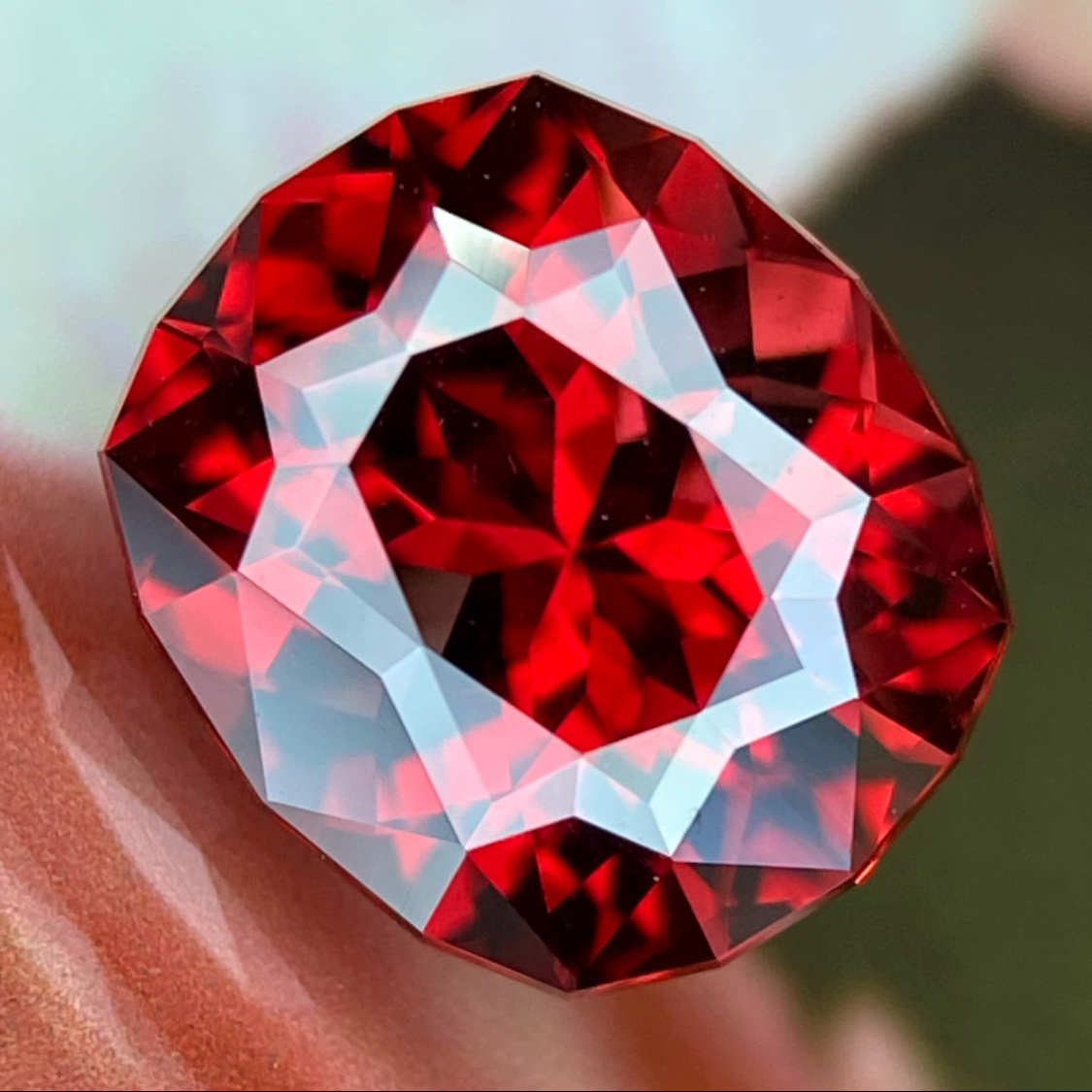 Rhodolite Garnet 2.224ct / Vietnam & Rhodolite Garnet0.38ct