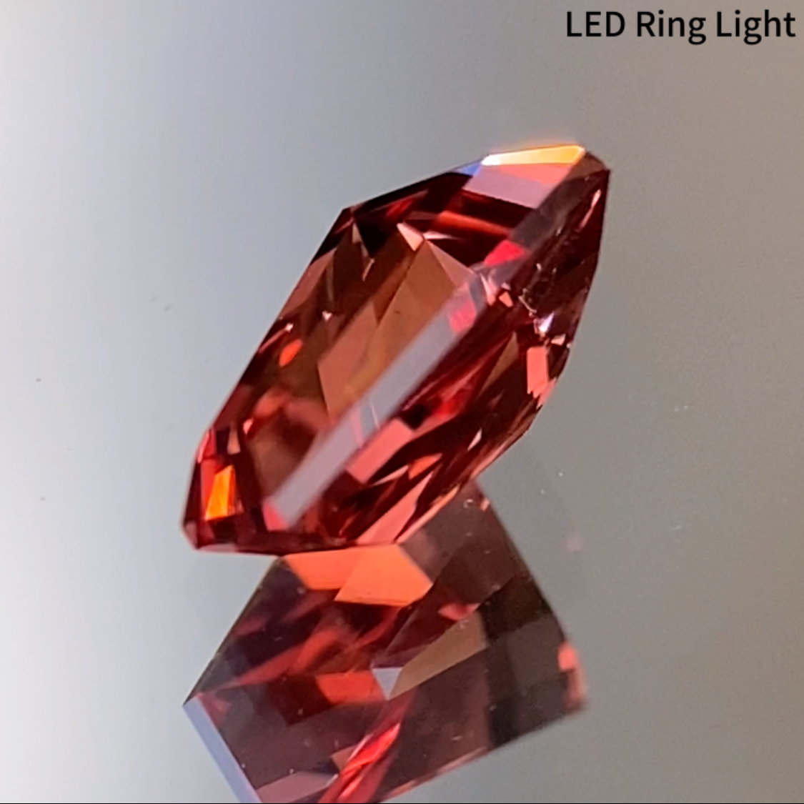 Orange Spinel 0.578ct / Tanzania