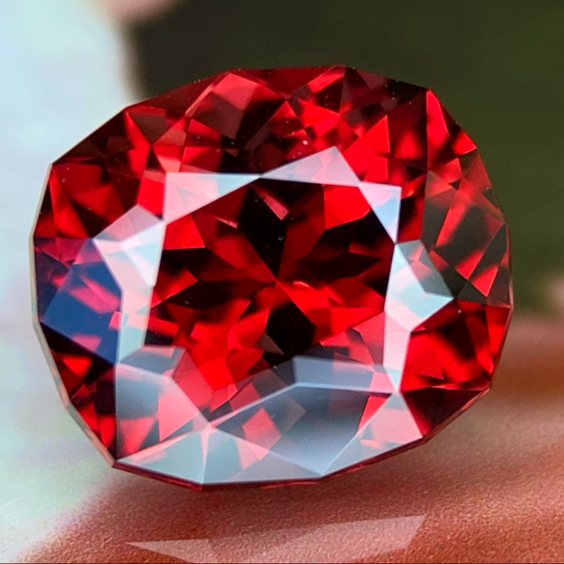 Rhodolite Garnet 2.224ct / Vietnam & Rhodolite Garnet0.38ct