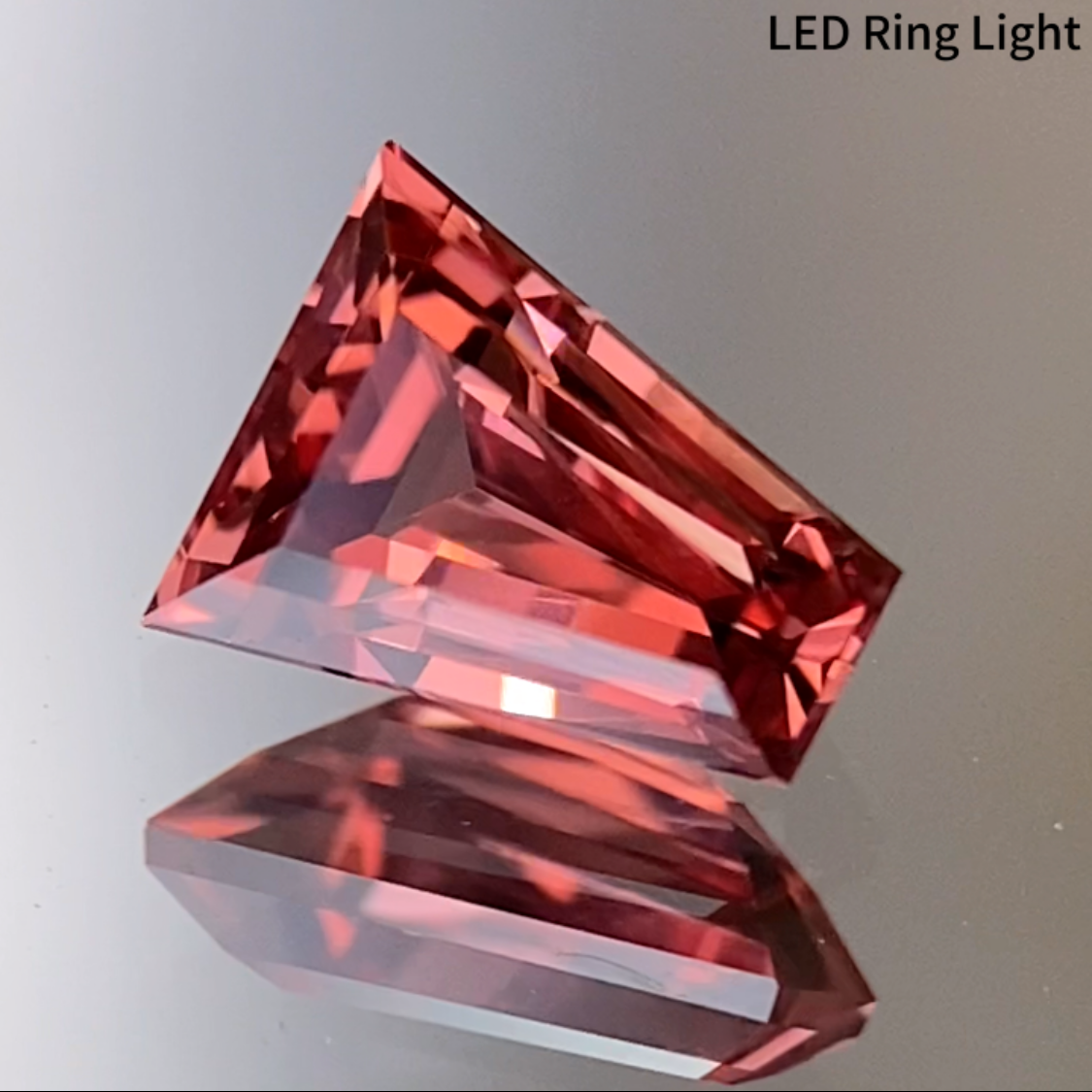 Orange Spinel 0.578ct / Tanzania