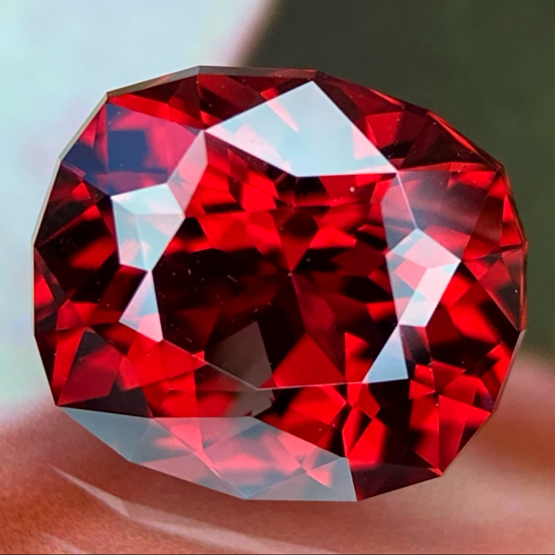 Rhodolite Garnet 2.224ct / Vietnam & Rhodolite Garnet0.38ct