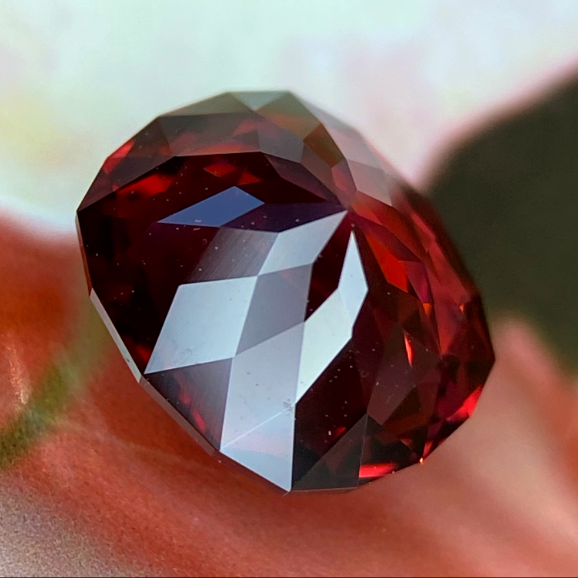 Rhodolite Garnet 2.224ct / Vietnam & Rhodolite Garnet0.38ct