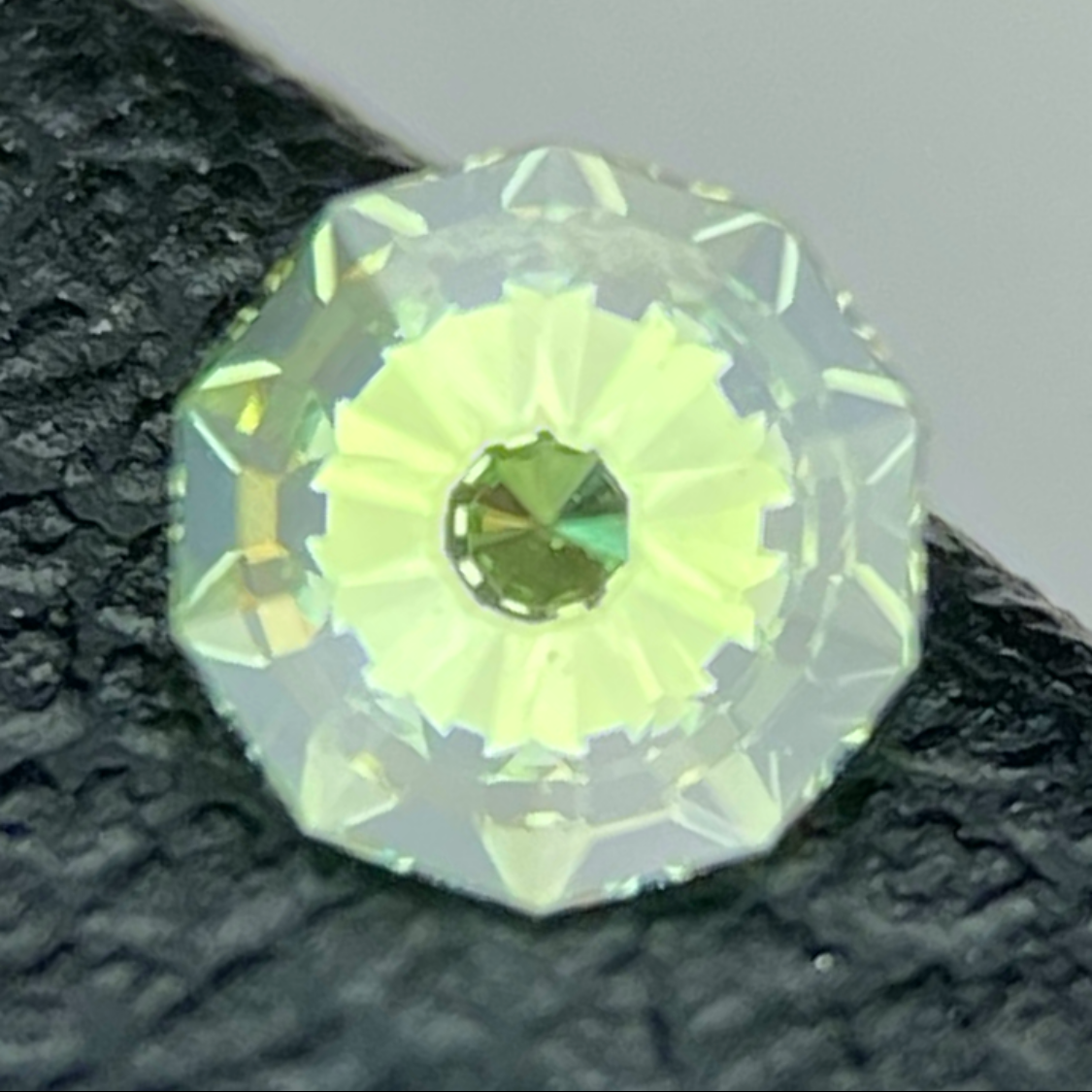 Demantoid Garnet 0.113ct
