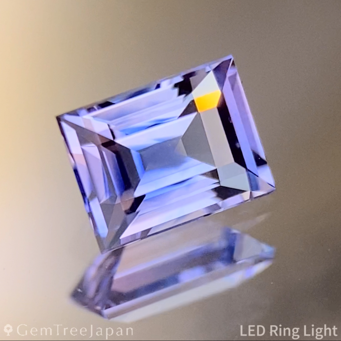Parti-Color Sapphire 0.532ct / Sri Lanka