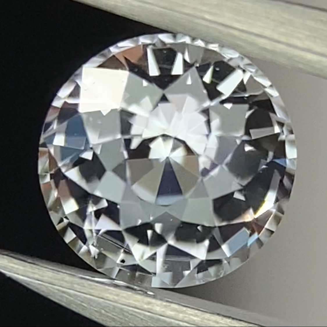 Colorless Spinel 0.51ct / Burma