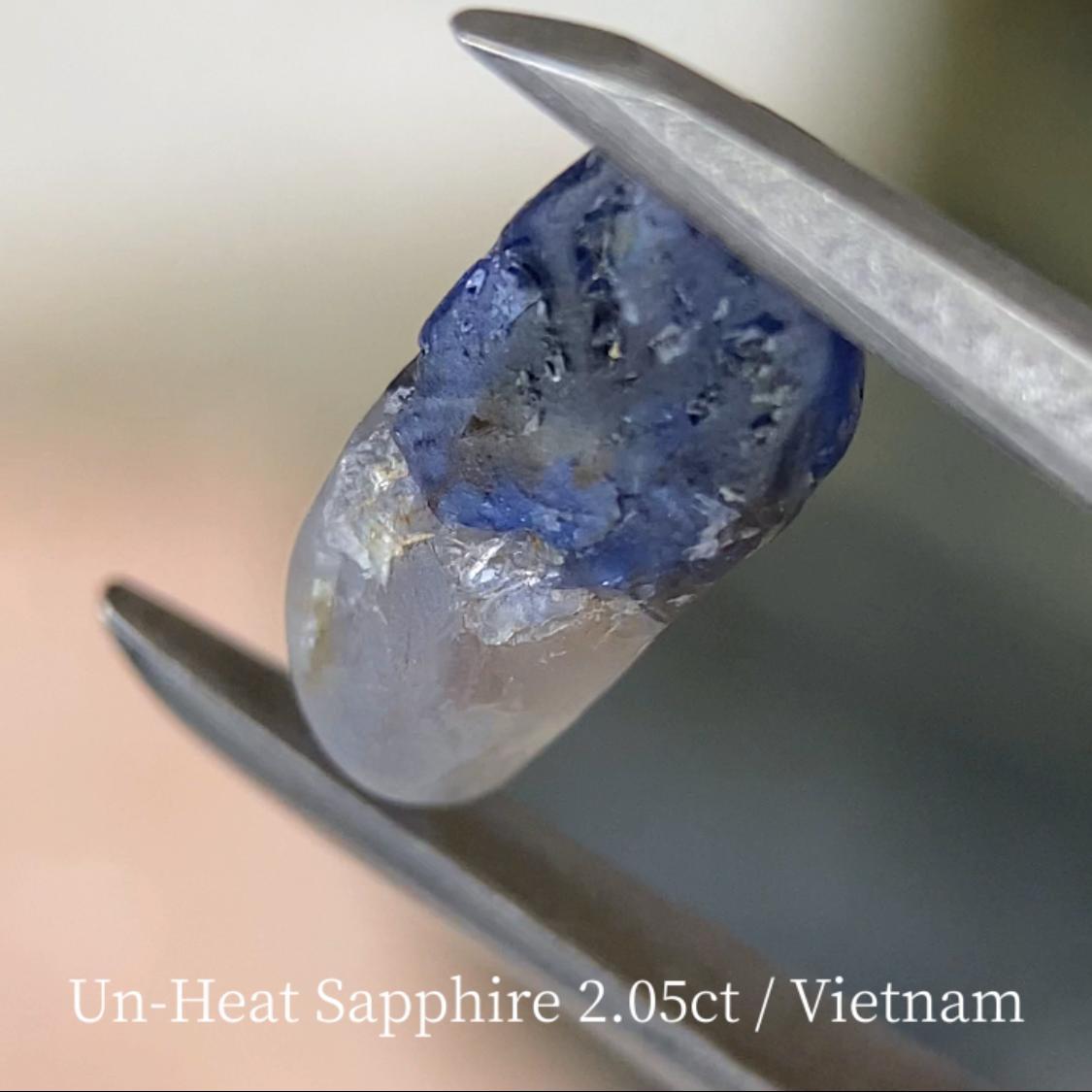 【お土産】Un-Heat Sapphire 2.05ct / Vietnam