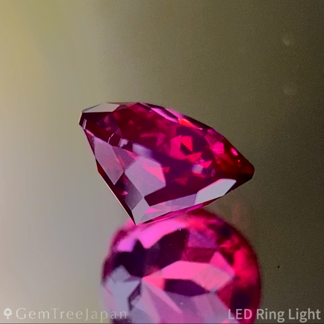 Un-Heat Ruby 0.609ct / Vietnam