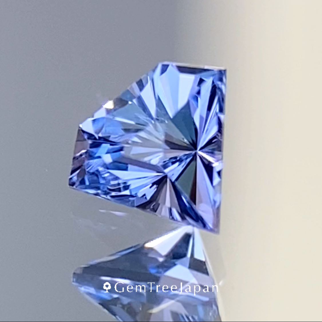 Cobalt Spinel 0.18ct / Vietnam