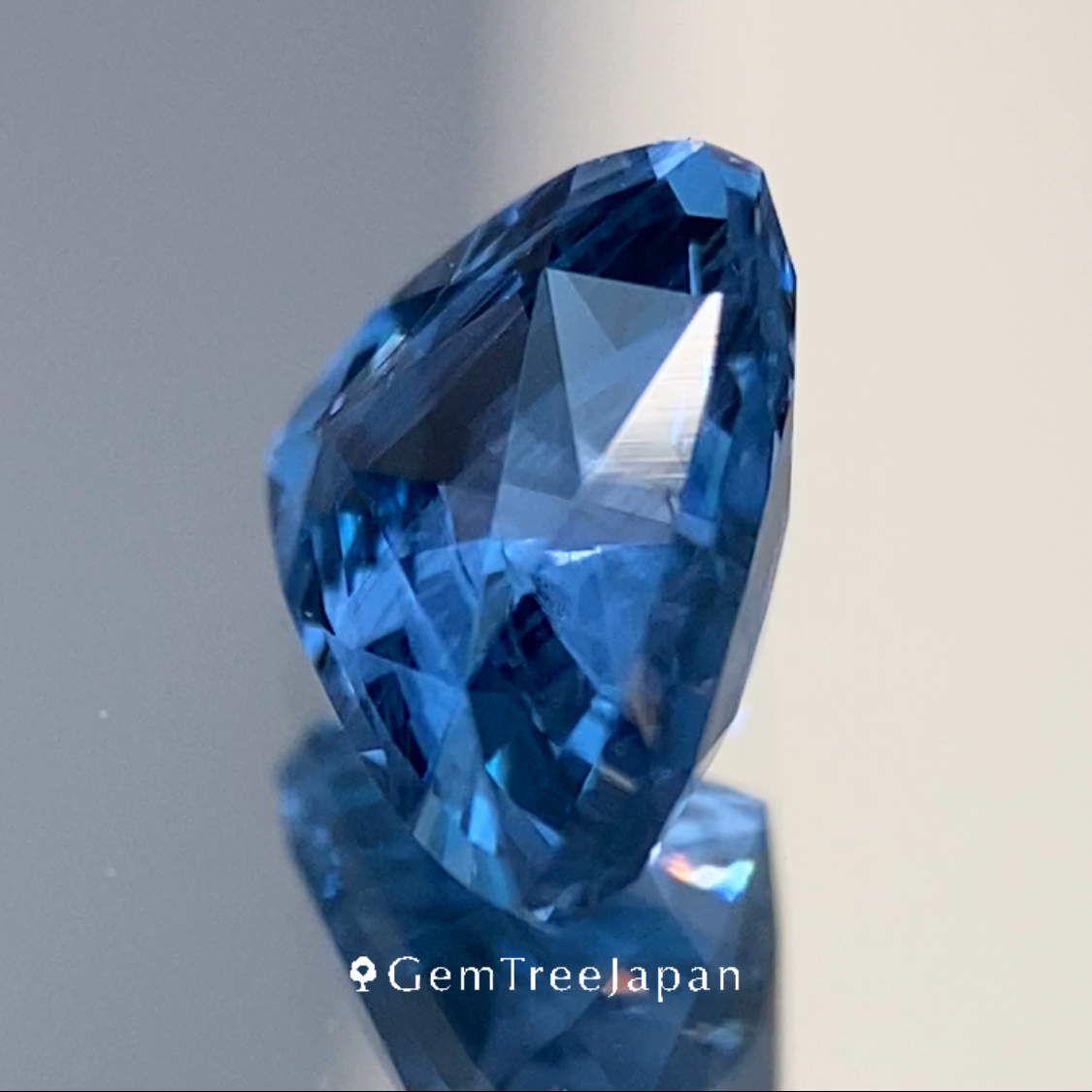 【50万円以上のお買物で無料に】Cobalt Spinel 1.128ct / Vietnam / Iron Cobalt
