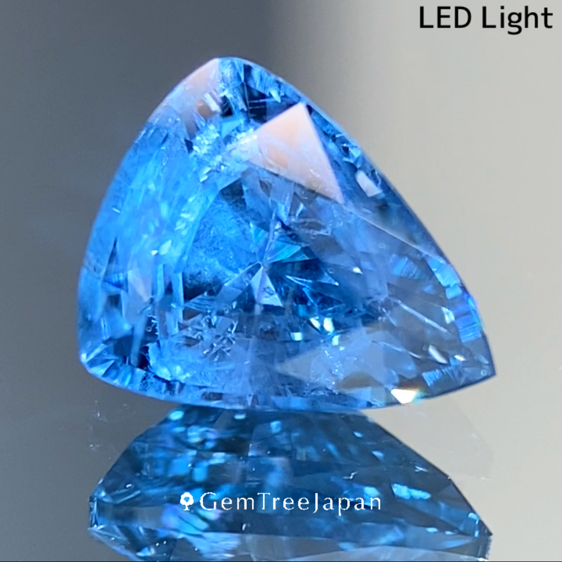 【50万円以上のお買物で無料に】Cobalt Spinel 1.128ct / Vietnam / Iron Cobalt