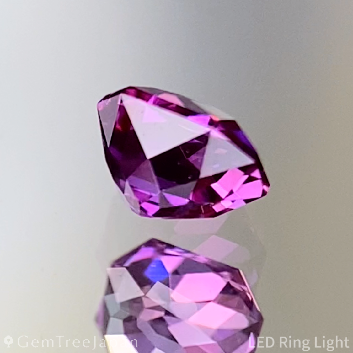 Purplish Pink Sapphire 0.248ct / Sri Lanka