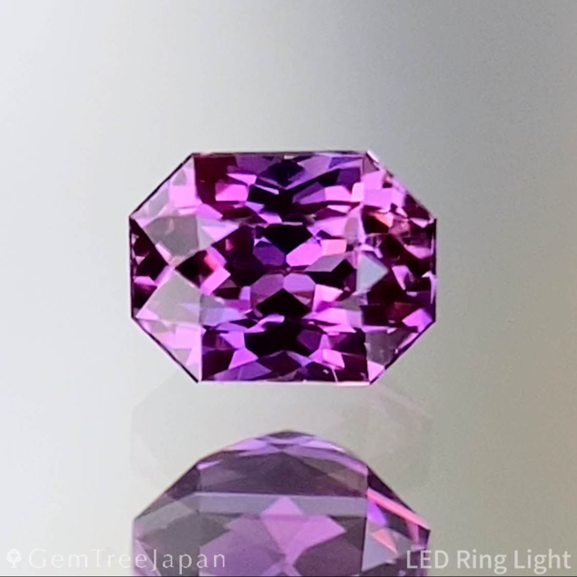 Purplish Pink Sapphire 0.248ct / Sri Lanka