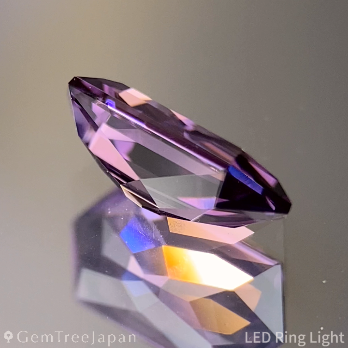 Pinkish Violet Spinel 0.994ct / Sri Lanka