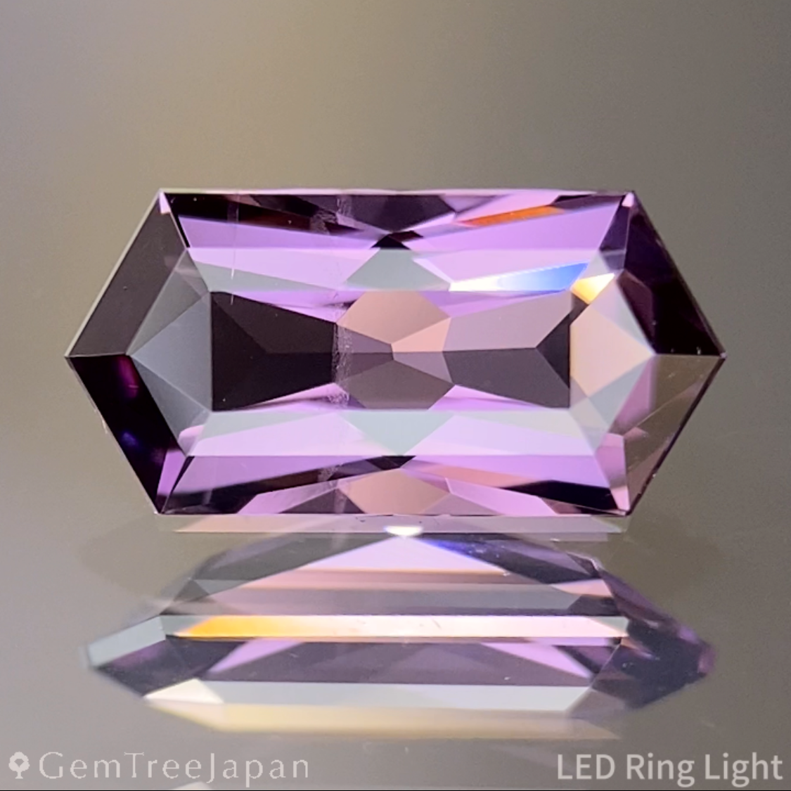 Pinkish Violet Spinel 0.994ct / Sri Lanka