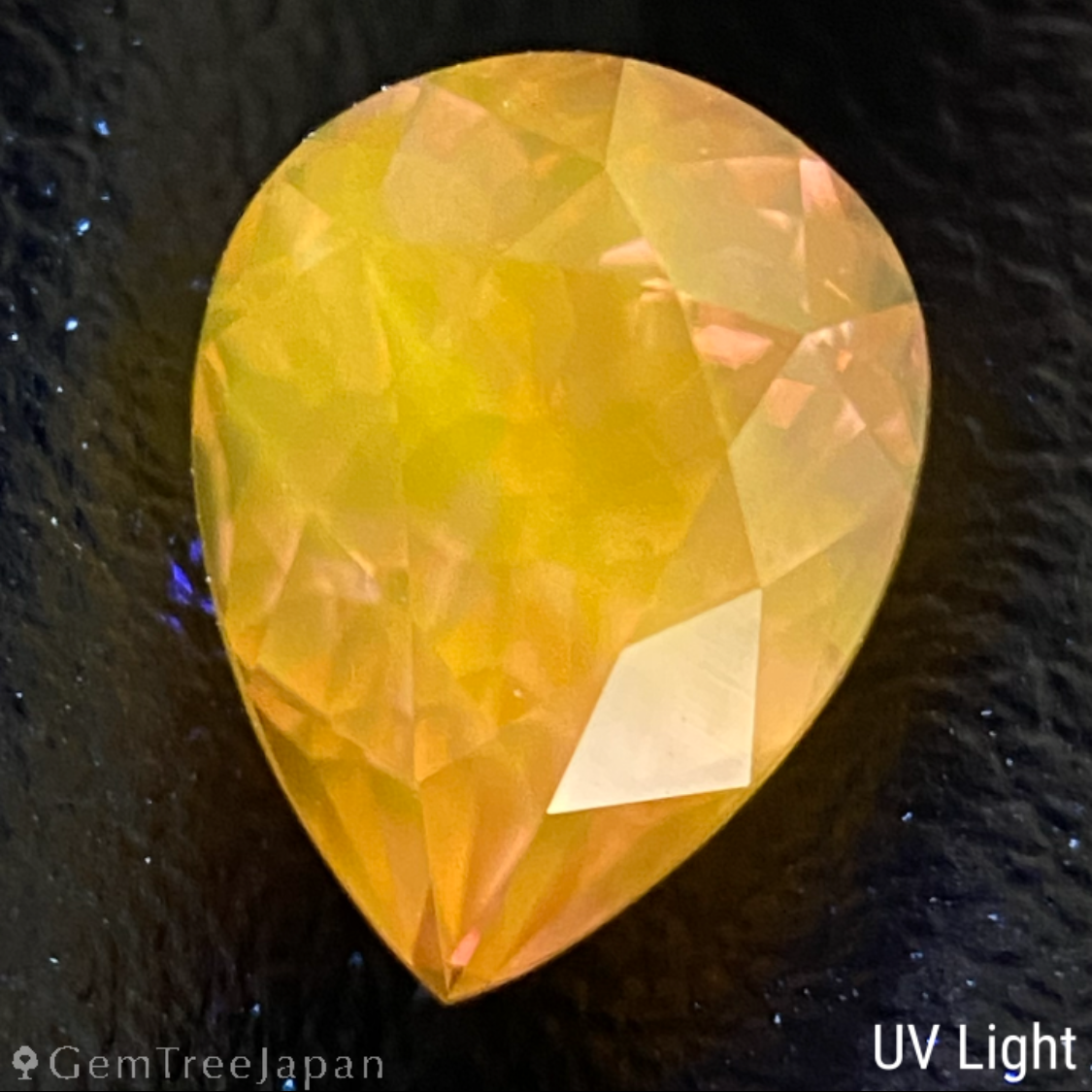 Purplish Orange Zircon 2.407ct / Madagascar