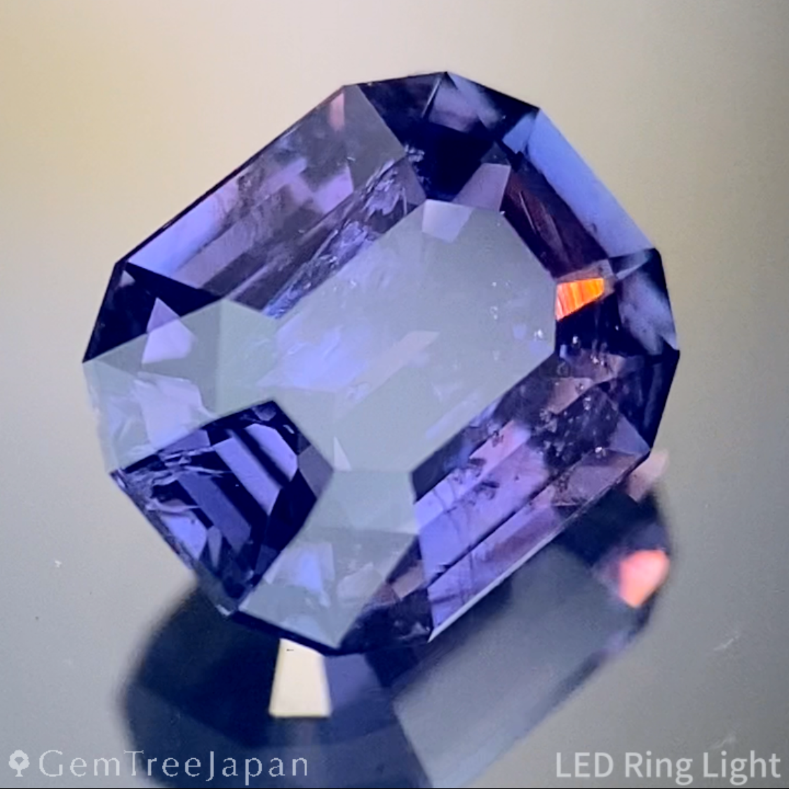 【lulu's Focus Gem】Bluish Violet Sapphire 1.084ct / Madagascar
