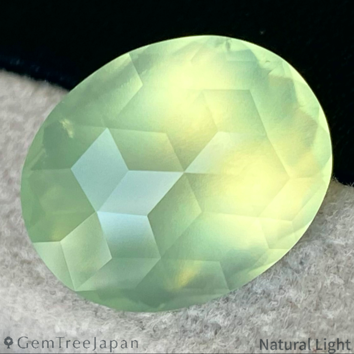 Prehnite 10.108ct / Australia