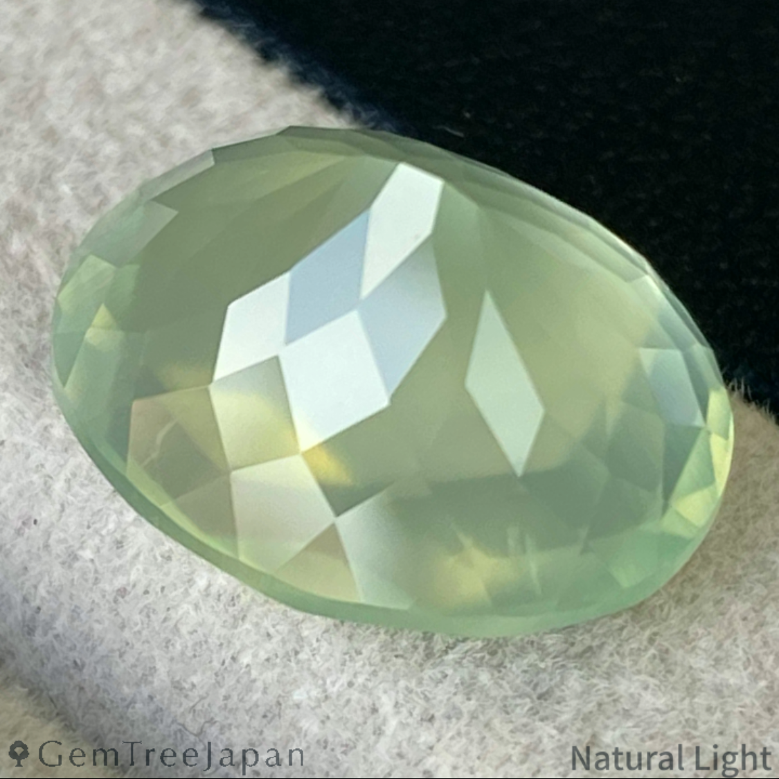 Prehnite 10.108ct / Australia