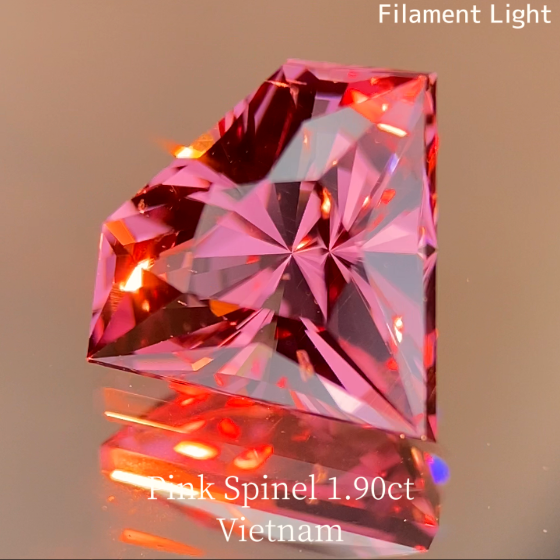 Pink Spinel 1.90ct / Vietnam