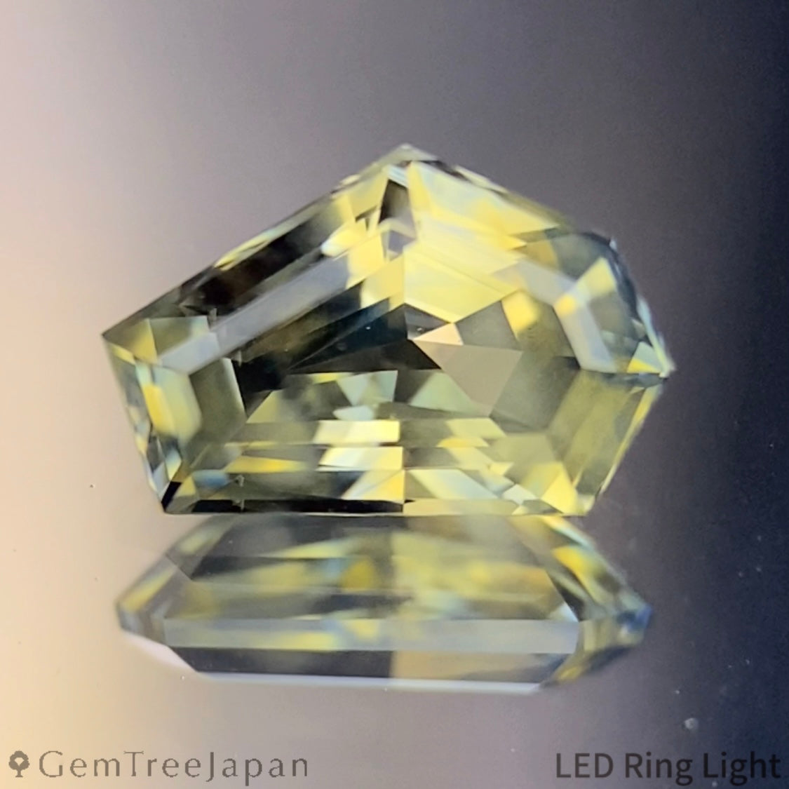 Parti-Color Sapphire 1.130ct / Sri Lanka