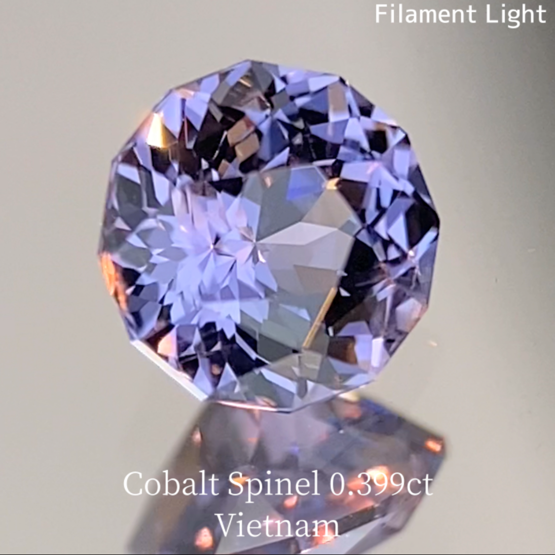 Cobalt Spinel 0.399ct / Vietnam