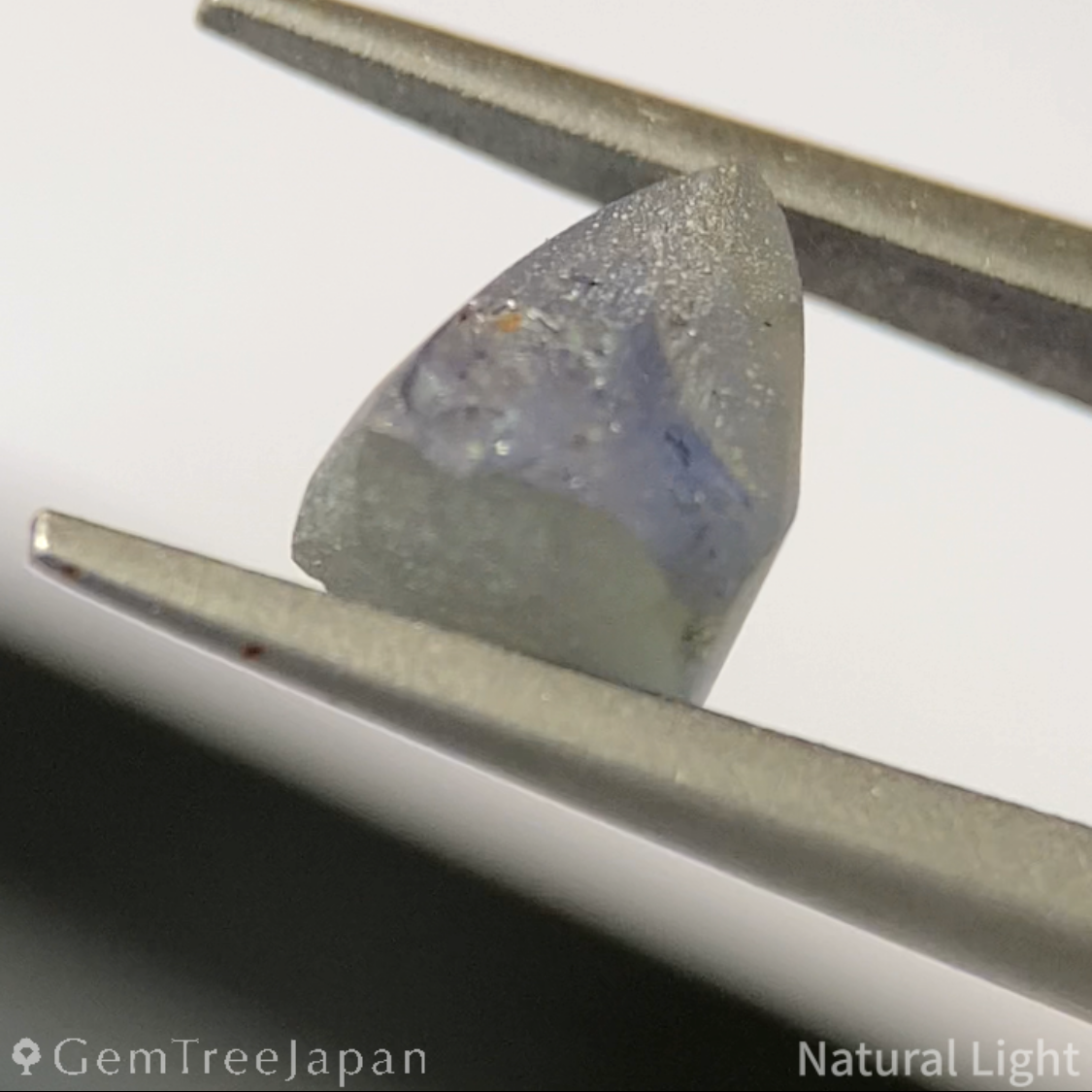 Un-Heat Sapphire 0.818ct / Madagascar