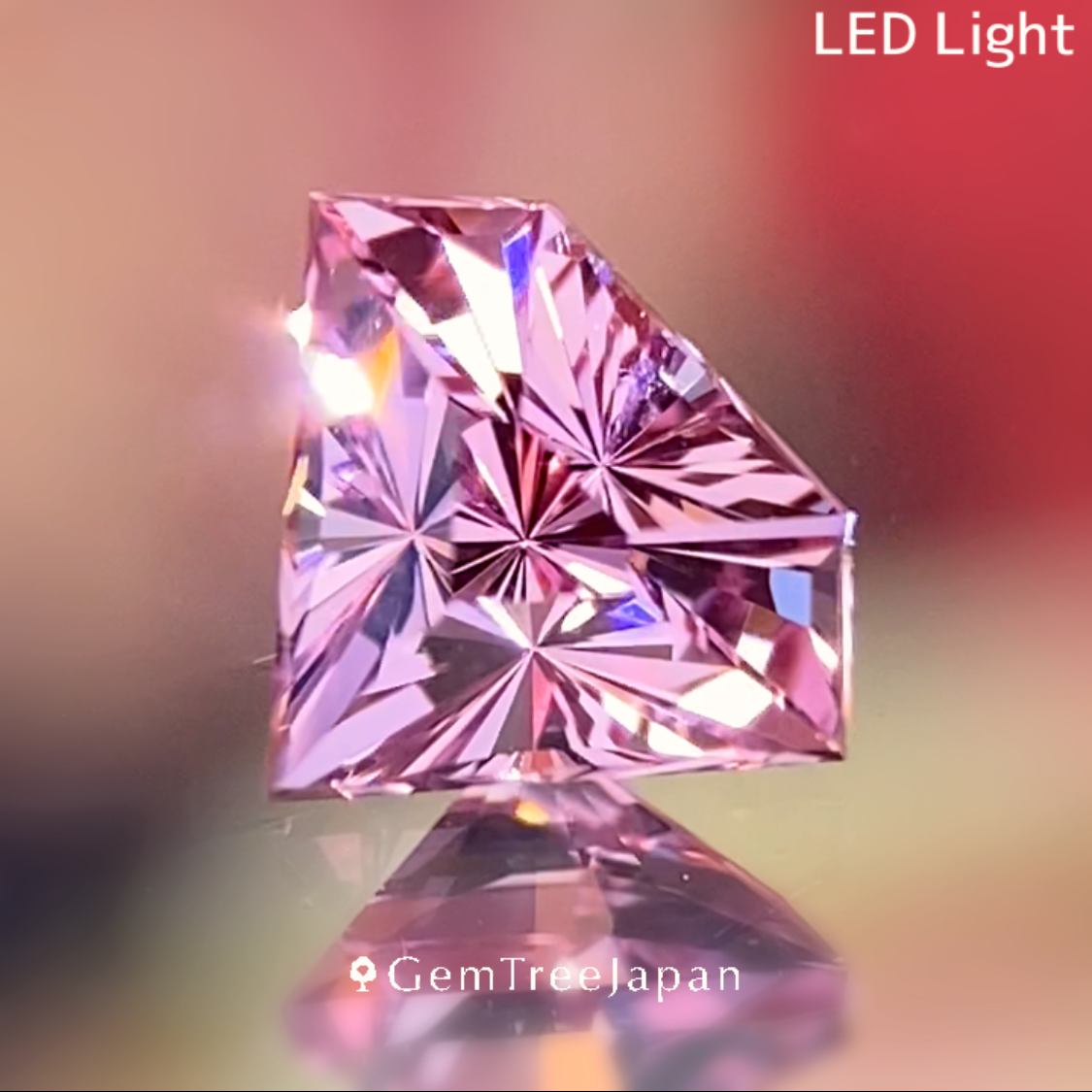 New Gem Shape 3pc Set / Colorless Topaz 3.03ct / Pink Spinel 0.621ct / Un-Heat Sapphire 0.20ct
