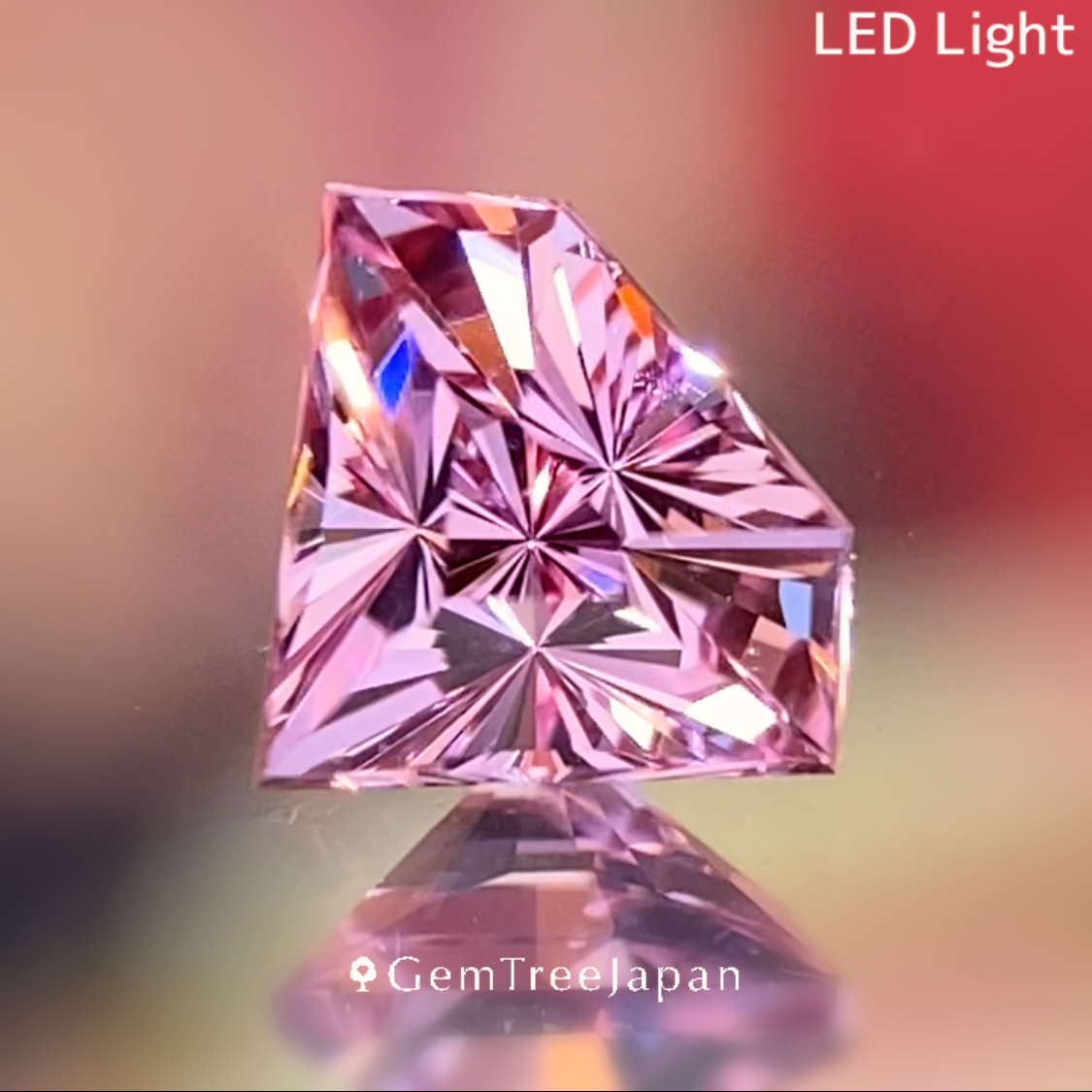 New Gem Shape 3pc Set / Colorless Topaz 3.03ct / Pink Spinel 0.621ct / Un-Heat Sapphire 0.20ct