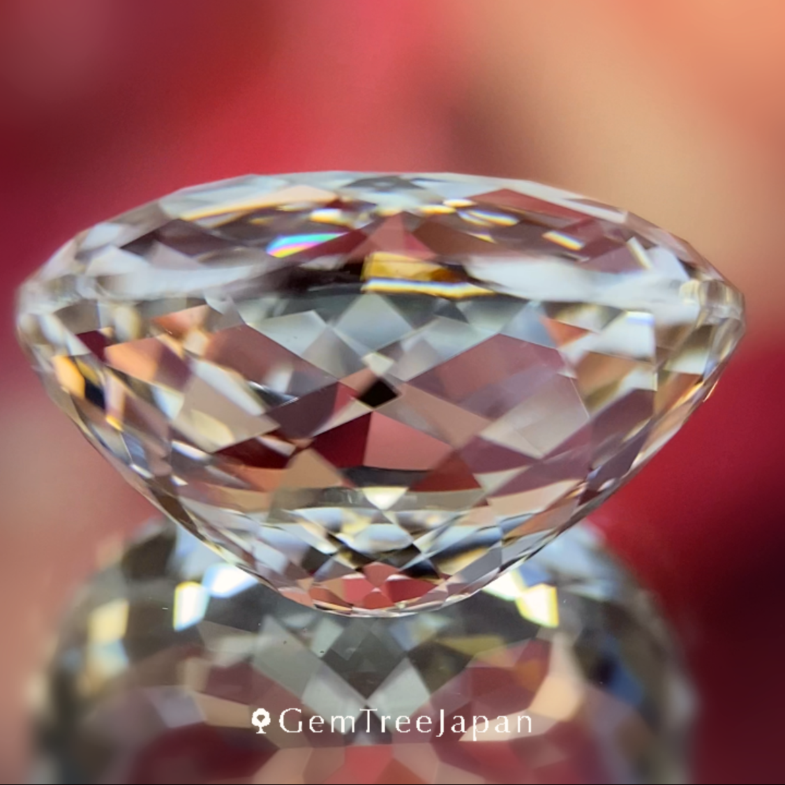 Colorless Topaz 9.196ct / Vietnam
