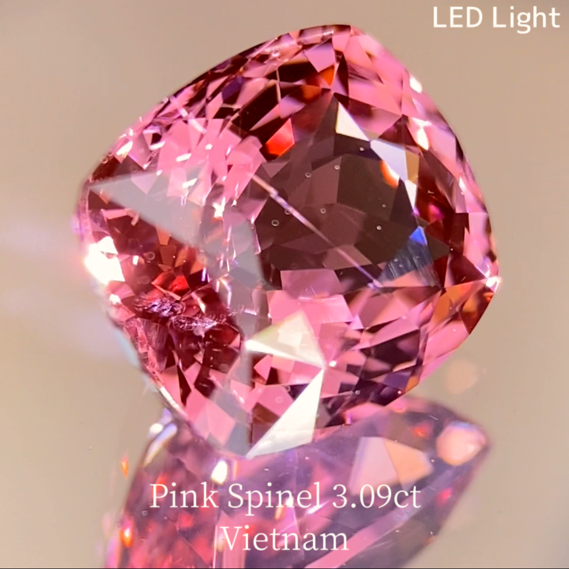 Pink Spinel 3.092ct / Vietnam
