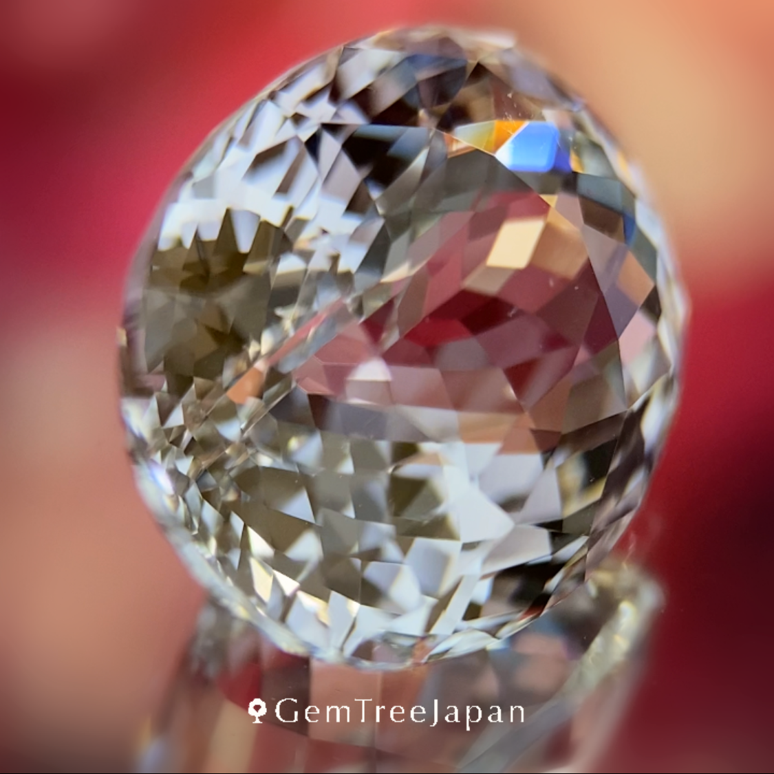 Colorless Topaz 9.196ct / Vietnam