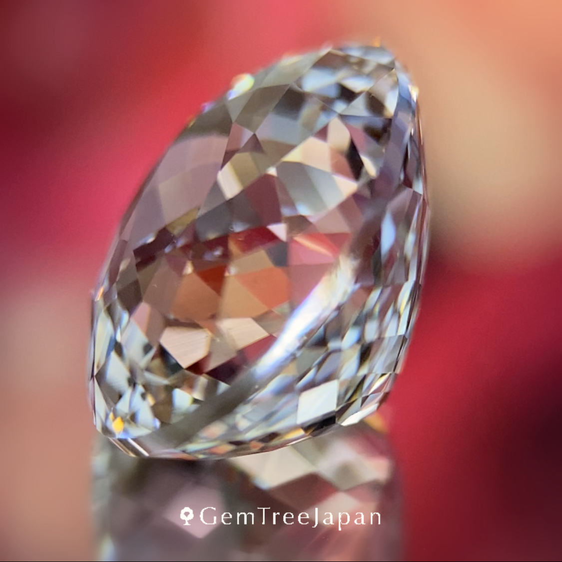 Colorless Topaz 9.196ct / Vietnam
