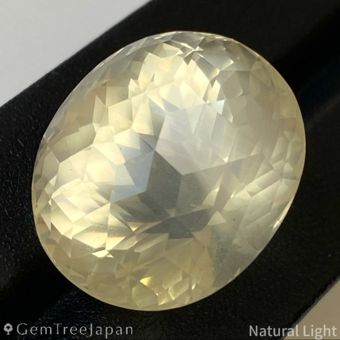 Orthoclase Feldspar 49.126ct / Sri Lanka