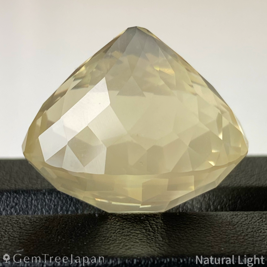 Orthoclase Feldspar 49.126ct / Sri Lanka