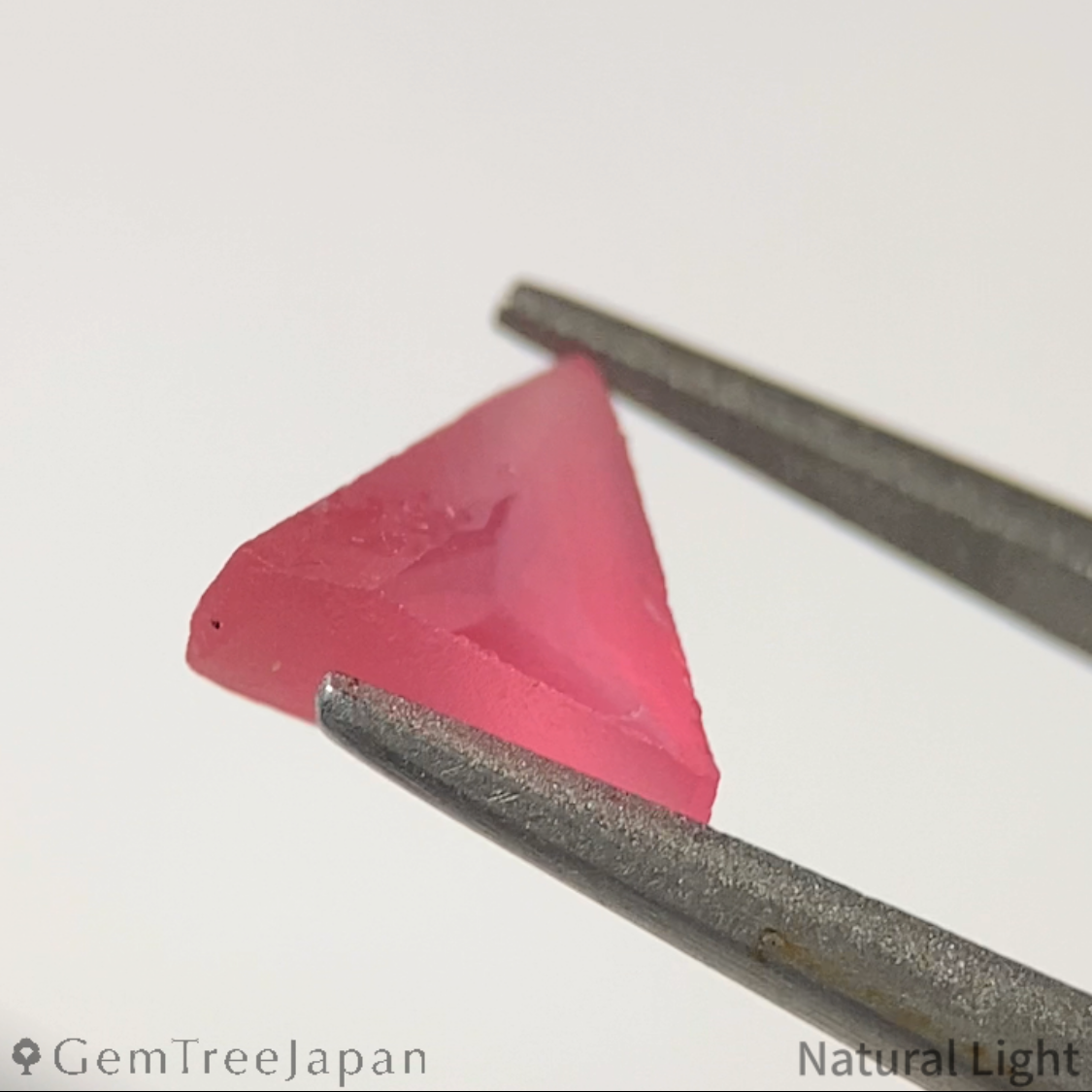 【One Price】Mahenge Spinel 0.442ct / Tanzania