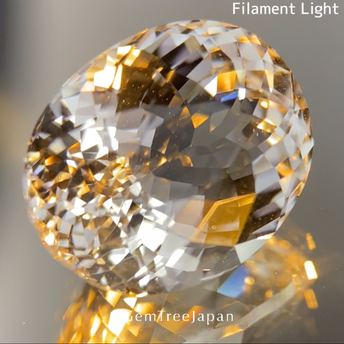 Colorless Topaz 9.196ct / Vietnam