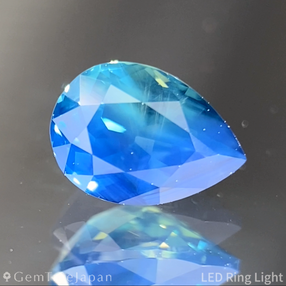 Parti-Color Sapphire 0.754ct / Madagascar