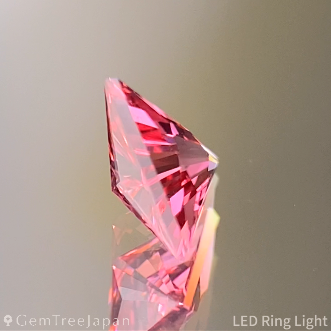 【One Price】Mahenge Spinel 0.442ct / Tanzania
