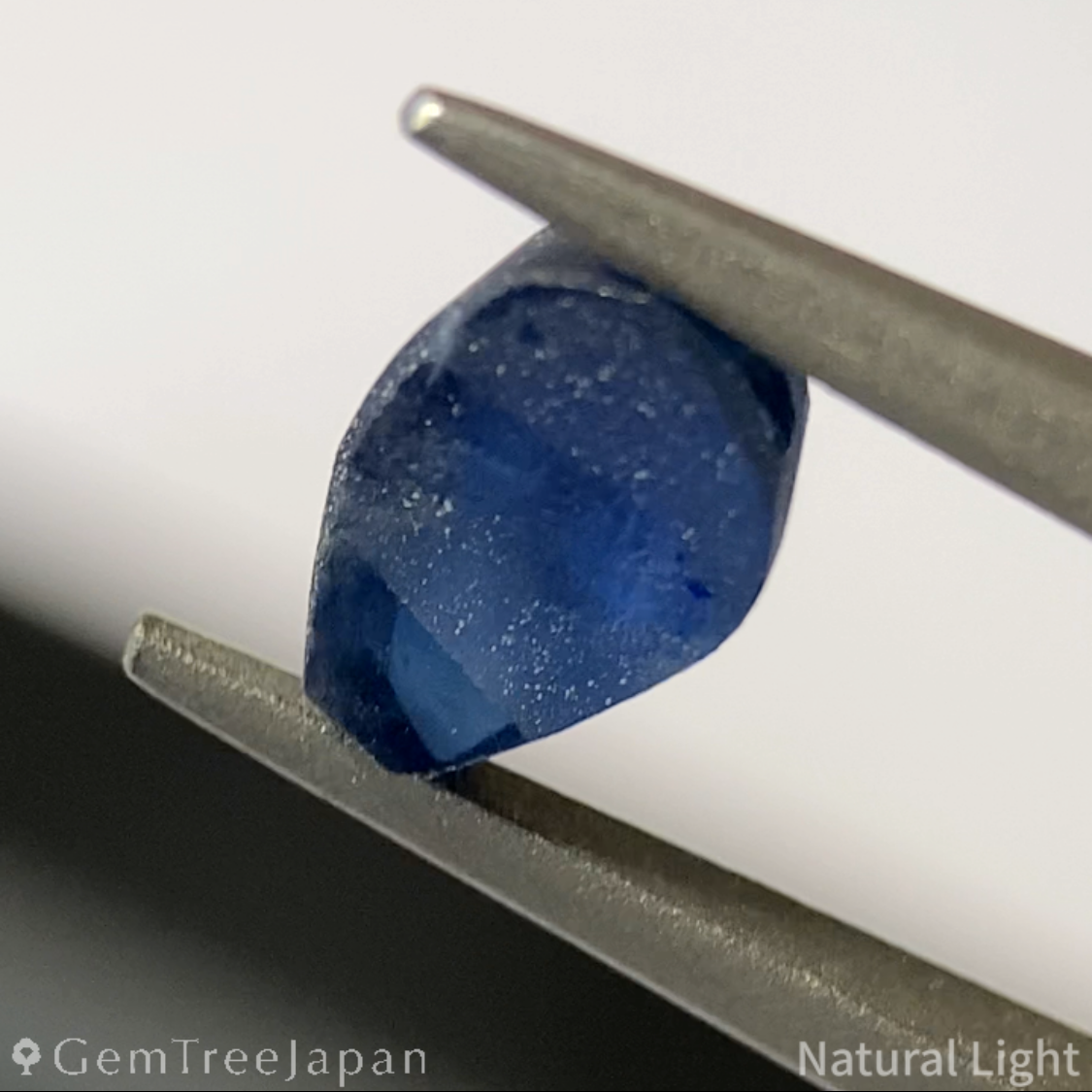 Cameroon Sapphire 0.780ct